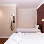 Ornament Hotel *